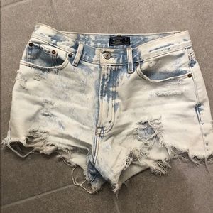 Bleach washed jean shorts